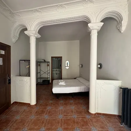 Bedmates Centro Hotel Avila