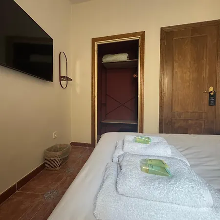 Bedmates Centro Hotel 2*